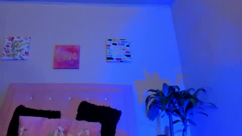 Snapshot of sarah_ramirez777 chatting on 02-22-25, 11:35 Sarah Ramirez online show from 02-22-25, 11:35