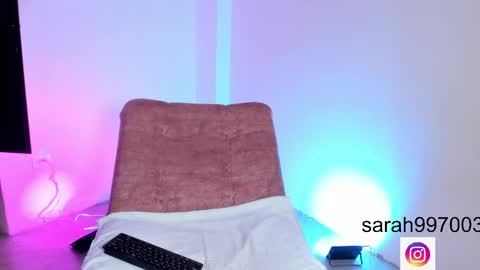 Sarah online show from 05-21-26, 03:19