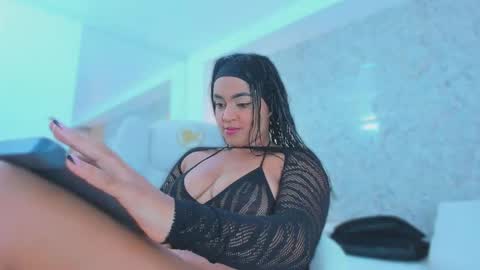 sarah online show from 10-20-25, 12:05