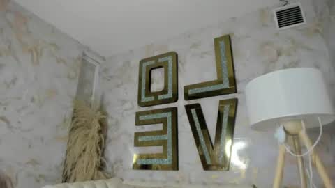 Sarah online show from 06-23-26, 01:58