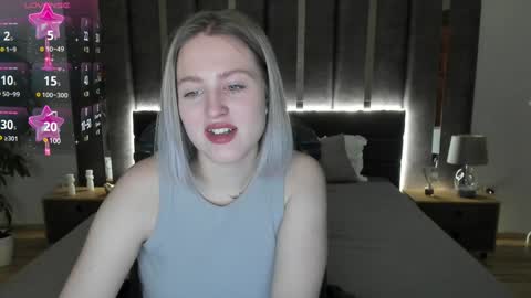 Sarah online show from 12-04-24, 01:03