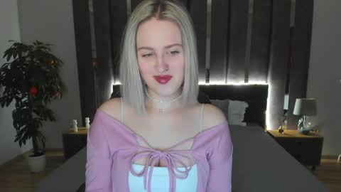 Sarah online show from 12-23-24, 12:57