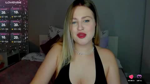 Snapshot of sarah_soul chatting on 10-02-25, 01:01 Sarah online show from 10-02-25, 01:01