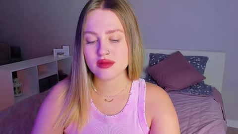 Snapshot of sarah_soul chatting on 11-02-25, 12:46 Sarah online show from 11-02-25, 12:46