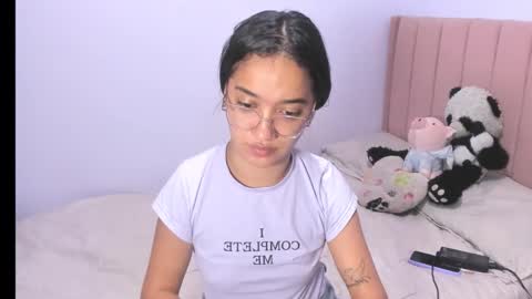 Sarah online show from 10-18-25, 01:52