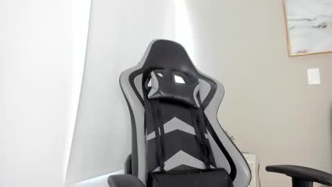 sarahI miss you guys online show from 02-28-25, 05:48