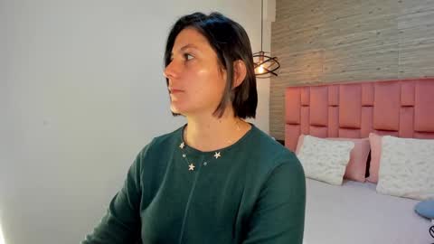 Sarah Deyvis online show from 01-14-25, 02:11