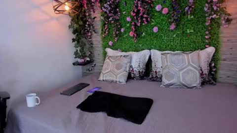 Sarah Deyvis online show from 03-07-26, 05:21