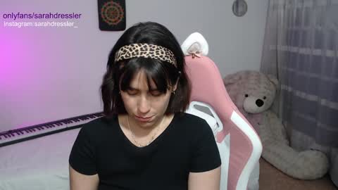 sarahdressler online show from 01-26-25, 01:41