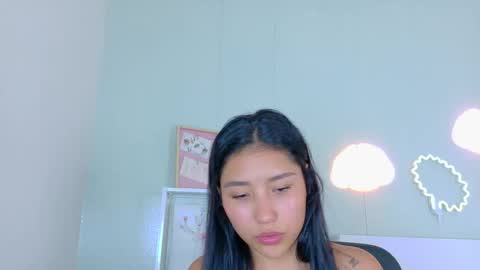 Snapshot of sarahevans__ chatting on 11-07-25, 07:36 Sarah Evans online show from 11-07-25, 07:36