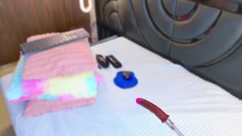 Sarah online show from 01-20-25, 02:36