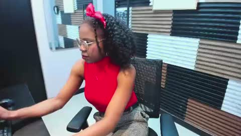 Sarahi pusey online show from 07-25-26, 12:25