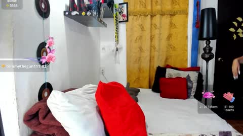  SARAHJEY     online show from 01-25-25, 09:04