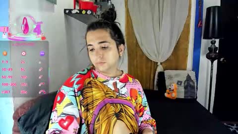 Snapshot of sarahjey chatting on 02-21-26, 05:47 SARAHJEY online show from 02-21-26, 05:47