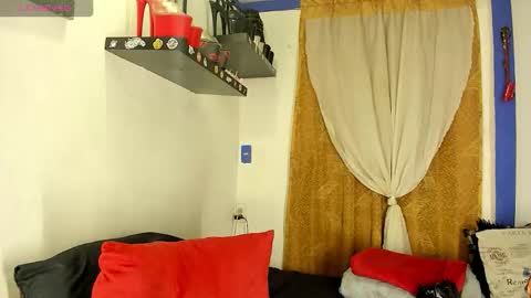 Snapshot of sarahjey chatting on 03-22-26, 05:05 SARAHJEY online show from 03-22-26, 05:05