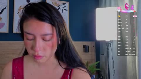 Snapshot of sarahmiler_ chatting on 09-30-25, 11:48 Sarah online show from 09-30-25, 11:48