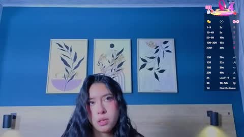 Snapshot of sarahmiler_ chatting on 10-04-25, 11:41 Sarah online show from 10-04-25, 11:41