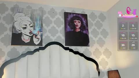 Snapshot of sarahmiler_ chatting on 10-30-25, 07:47 Sarah online show from 10-30-25, 07:47