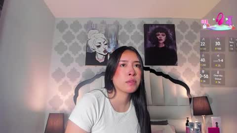 Snapshot of sarahmiler_ chatting on 11-01-25, 07:49 Sarah online show from 11-01-25, 07:49