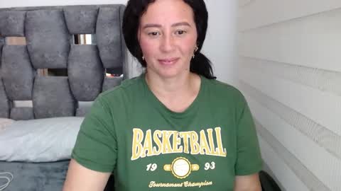 Lia online show from 12-02-24, 10:45