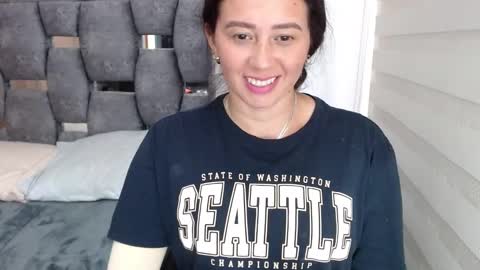 Lia online show from 12-16-24, 08:16
