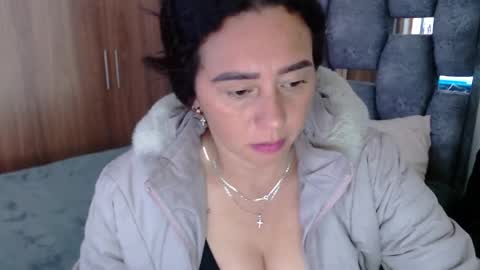 Lia online show from 01-03-25, 07:50
