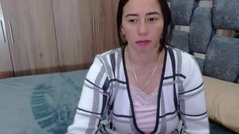 Lia online show from 03-07-25, 12:34