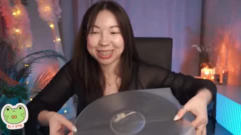 vacation 16-30 of november caucht me in insta online show from 02-25-25, 06:03