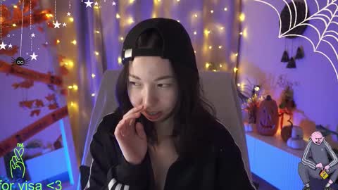 vacation 16-30 of november caucht me in insta online show from 10-29-25, 05:42