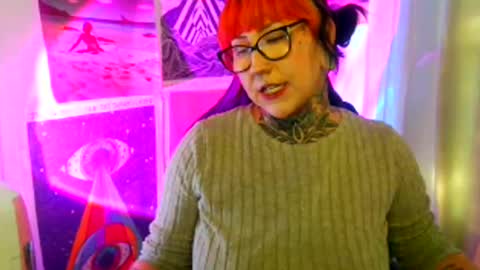 Sarah T online show from 10-09-25, 10:30