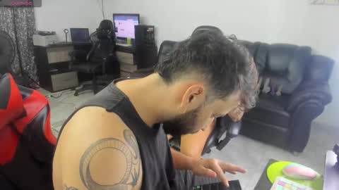 sarajackson1 online show from 12-22-25, 03:25