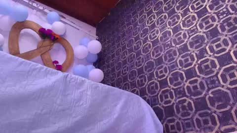 Snapshot of sarak_ chatting on 09-26-25, 11:58 Sara online show from 09-26-25, 11:58