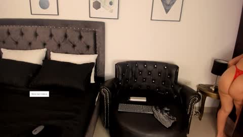 Snapshot of sarakush chatting on 02-18-26, 12:34 Sara online show from 02-18-26, 12:34