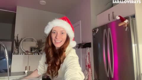 Snapshot of saraloverays chatting on 12-25-24, 12:27 Back from Vacay Follow for more here online show from 12-25-24, 12:27