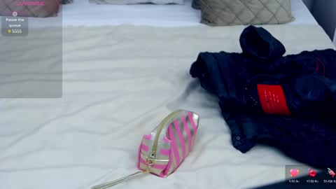 SaraLucky online show from 12-10-24, 07:43