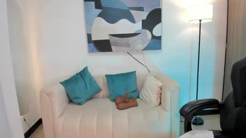 I am Sara  online show from 04-30-26, 11:09