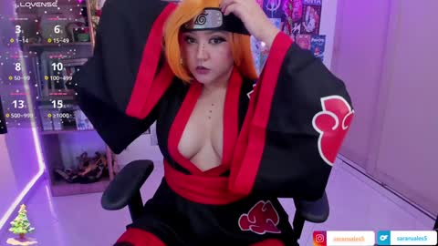 Snapshot of sararuales5 chatting on 12-17-24, 01:27 Sara Ruales online show from 12-17-24, 01:27