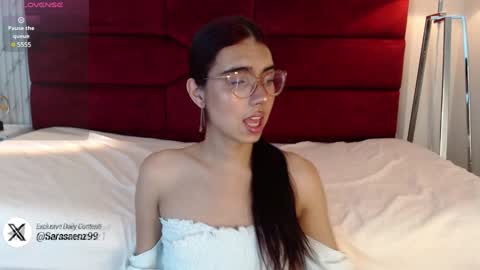 Snapshot of sarasaenz_99 chatting on 01-08-25, 07:45 Sara online show from 01-08-25, 07:45