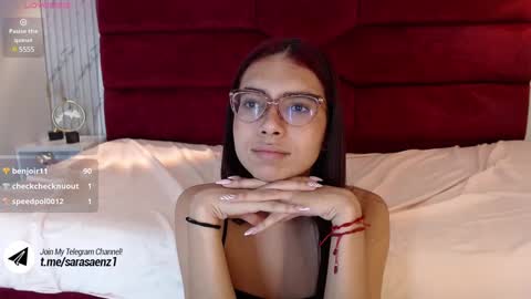 Snapshot of sarasaenz_99 chatting on 01-10-25, 11:39 Sara online show from 01-10-25, 11:39