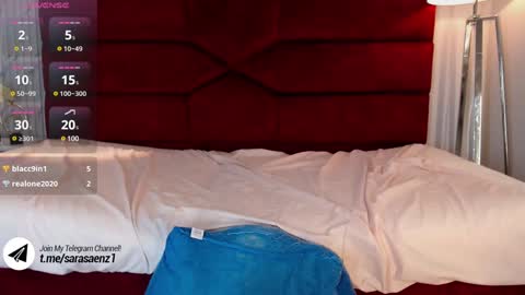 Snapshot of sarasaenz_99 chatting on 01-15-25, 02:06 Sara online show from 01-15-25, 02:06