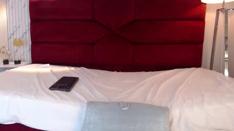 Snapshot of sarasaenz_99 chatting on 02-07-25, 10:41 Sara online show from 02-07-25, 10:41
