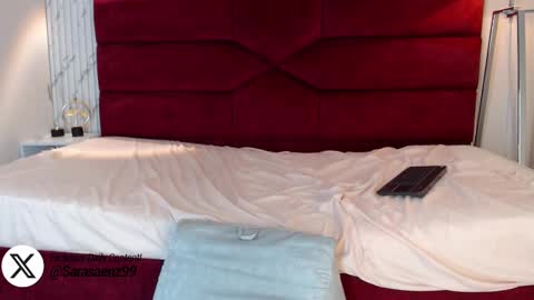 Snapshot of sarasaenz_99 chatting on 03-01-25, 01:53 Sara online show from 03-01-25, 01:53
