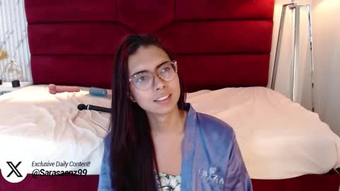 Snapshot of sarasaenz_99 chatting on 03-06-25, 10:26 Sara online show from 03-06-25, 10:26
