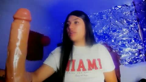 Snapshot of sarastonesx chatting on 03-26-26, 04:18 sarastonesx online show from 03-26-26, 04:18