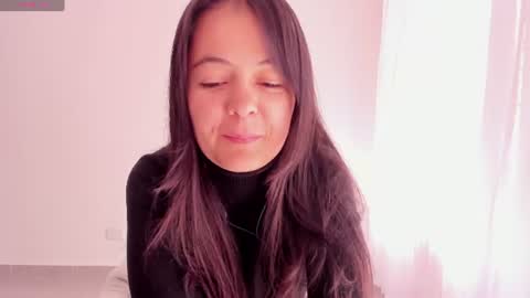 Sara   online show from 06-17-26, 02:18