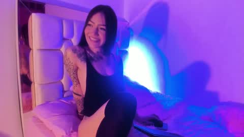 Sara  online show from 01-08-25, 04:44