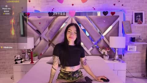 Sara  online show from 03-28-26, 03:44