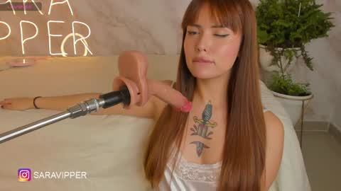   - independient model online show from 01-13-25, 03:01