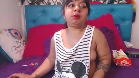 Sara Wills online show from 05-06-26, 07:19