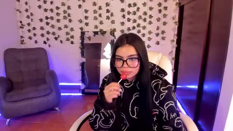 Snapshot of saray__jones chatting on 01-02-25, 02:57 saray__jones online show from 01-02-25, 02:57